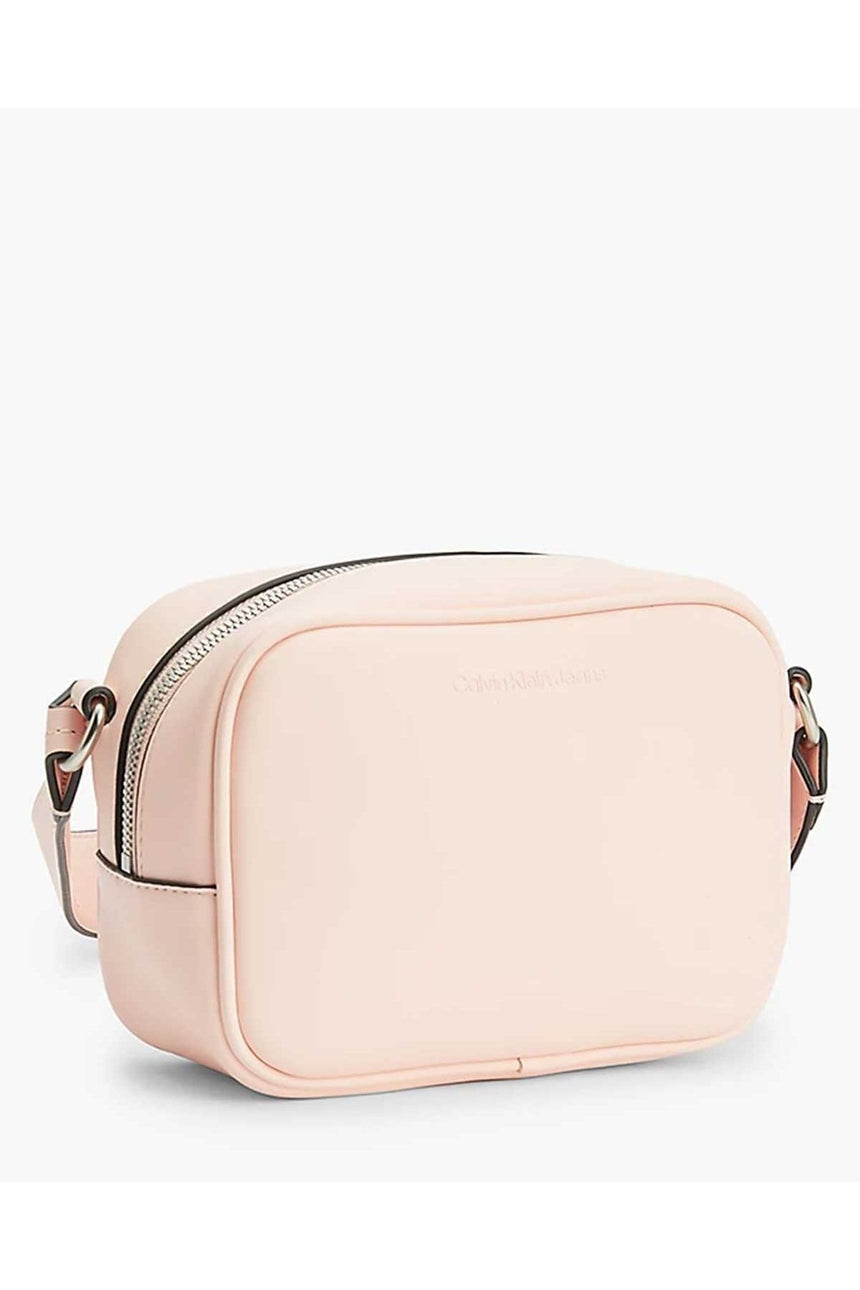 Calvin Klein Sculpted Çapraz Askılı Kadın Çantası Pink