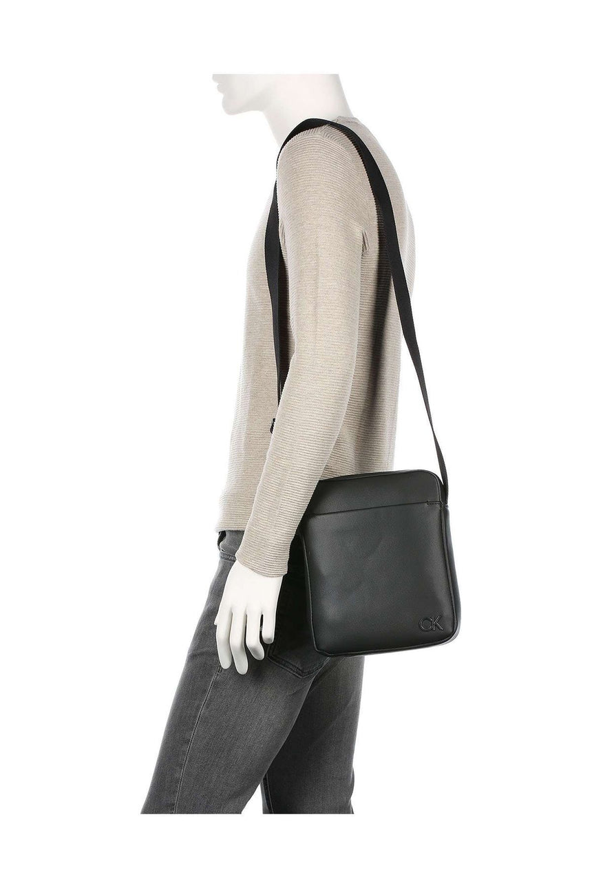 Calvin Klein Ck Clean Çapraz Askılı Erkek Çantası Black