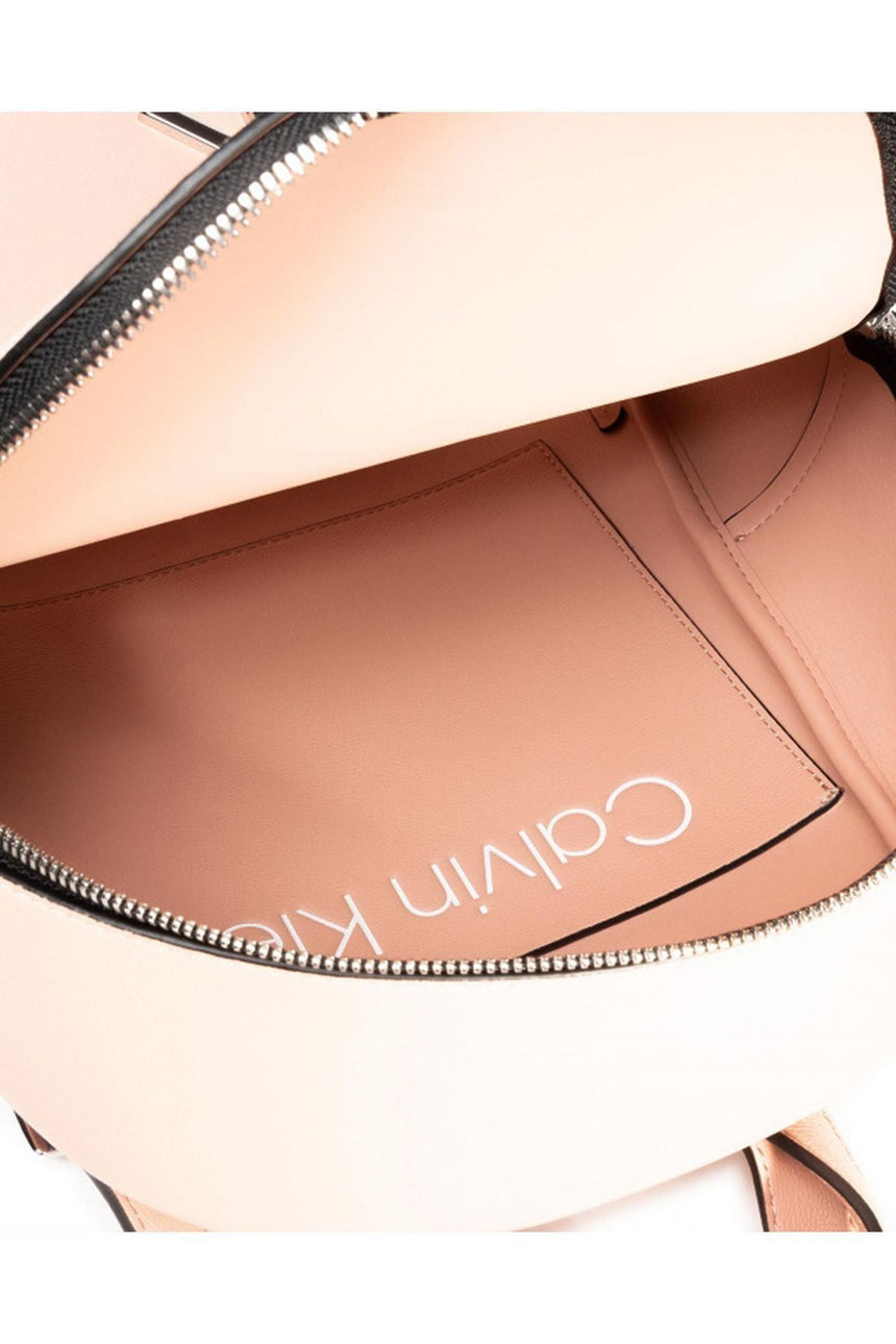 Calvin Klein Round Bp W/Flap Pckt Kadın Sırt Çantası Dusty Rose