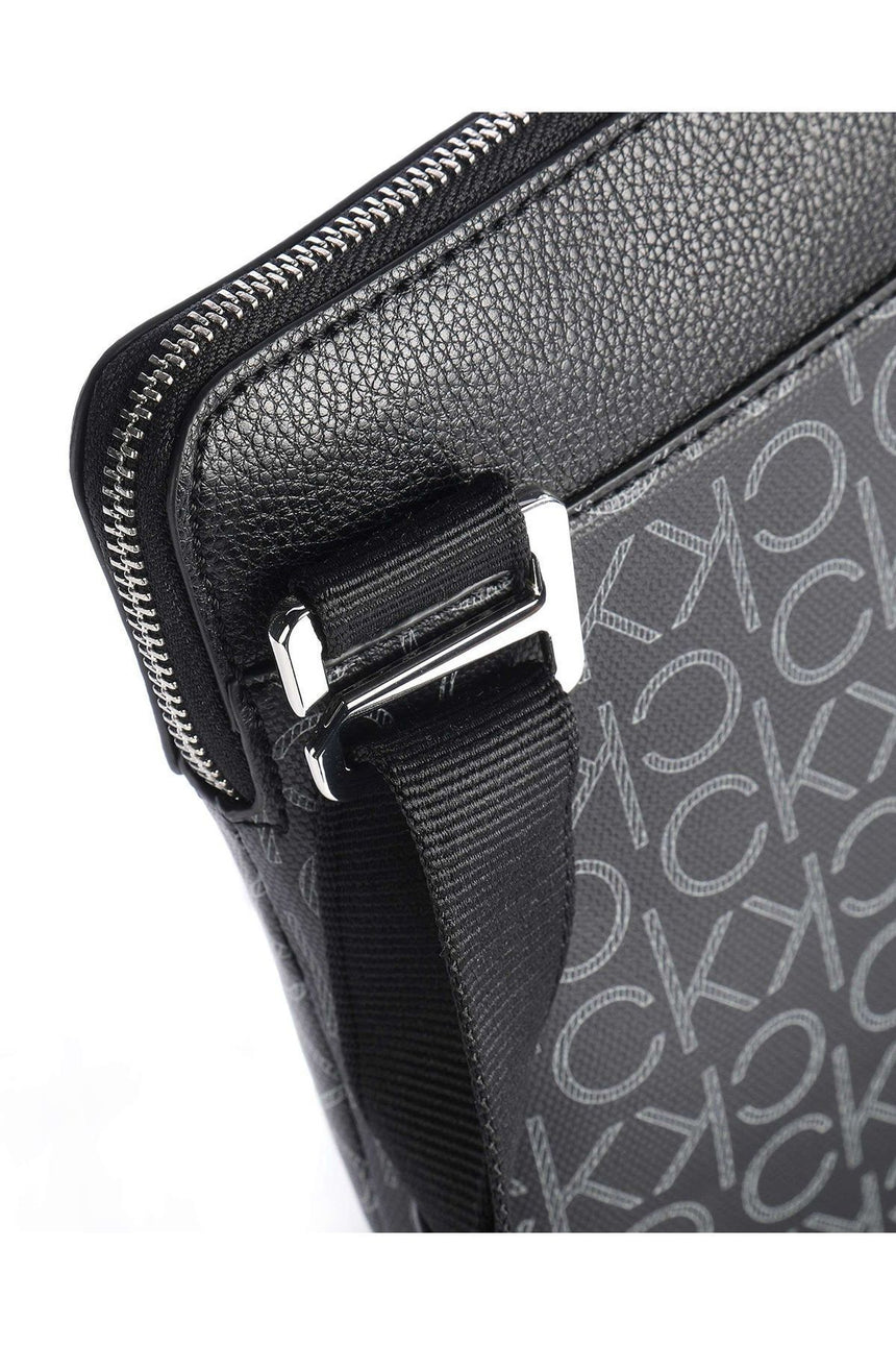 Calvin Klein Conv Flat Pack Çapraz Askılı Erkek Çantası Black Mono Mix