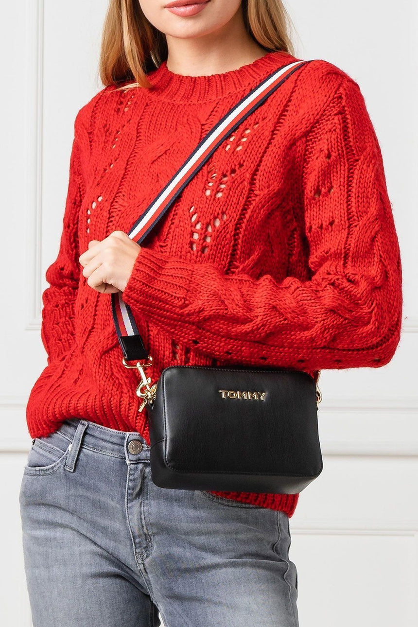 Tommy Hilfiger Iconic Çapraz Askılı Kadın Çantası Black