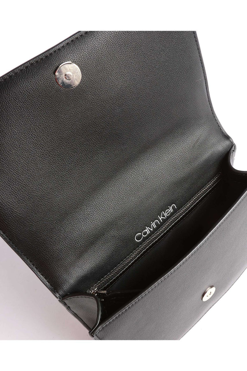 Calvin Klein Flap Shoulder Bag Md J Çapraz Askılı Kadın Çantası Black Mix