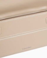 Calvin Klein Belted Small Shoulder Bag Omuz Çantası Crockery