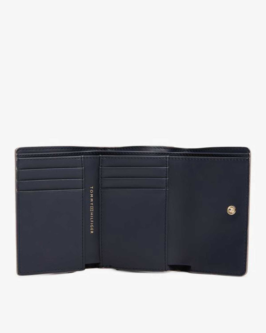 Tommy Hilfiger Logo Bantlı 3 Katlı Kadın Cüzdan Coastal Taupe