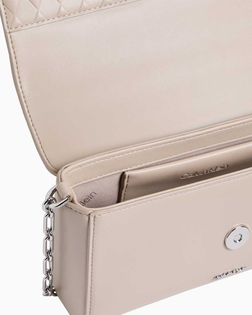 Calvin Klein Quilt Chain Mini Çapraz Askılı Çanta Crockery