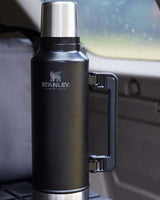 Stanley Efsane Klasik Seri-1 Litre Vakumlu Çelik Termos Matte Black