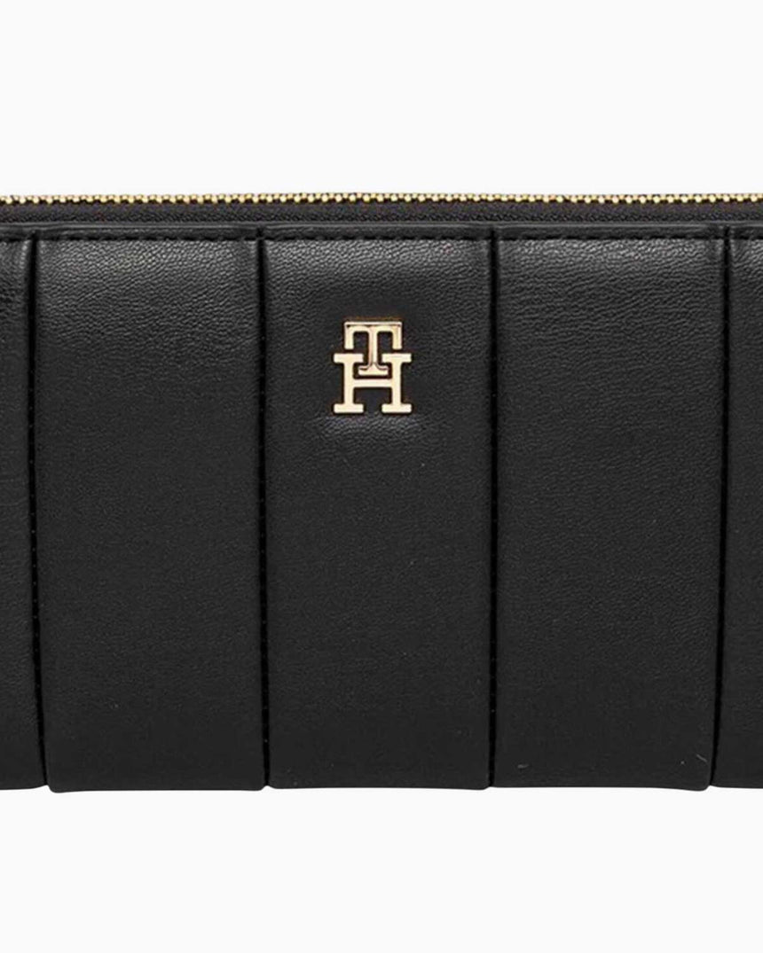 Tommy Hilfiger Kapitoneli Fermuarlı Kadın Büyük Cüzdan Black