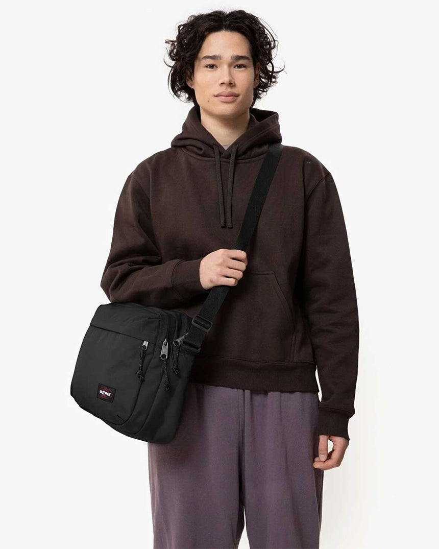 Eastpak Crosser Ayarlanabilir Çapraz Askılı Çanta Black