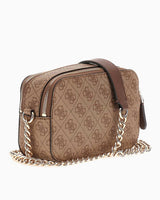Guess Noelle Crossbody Zincir Detaylı Çapraz Askılı Çanta Latte Logo / Brown
