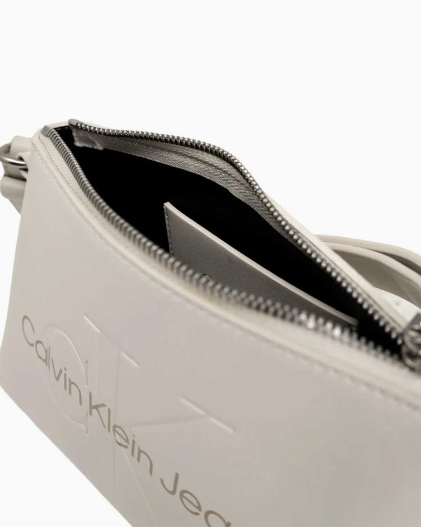 Calvin Klein Jeans Sculpted Camera Pouch Çapraz Askılı Çanta Eggshell