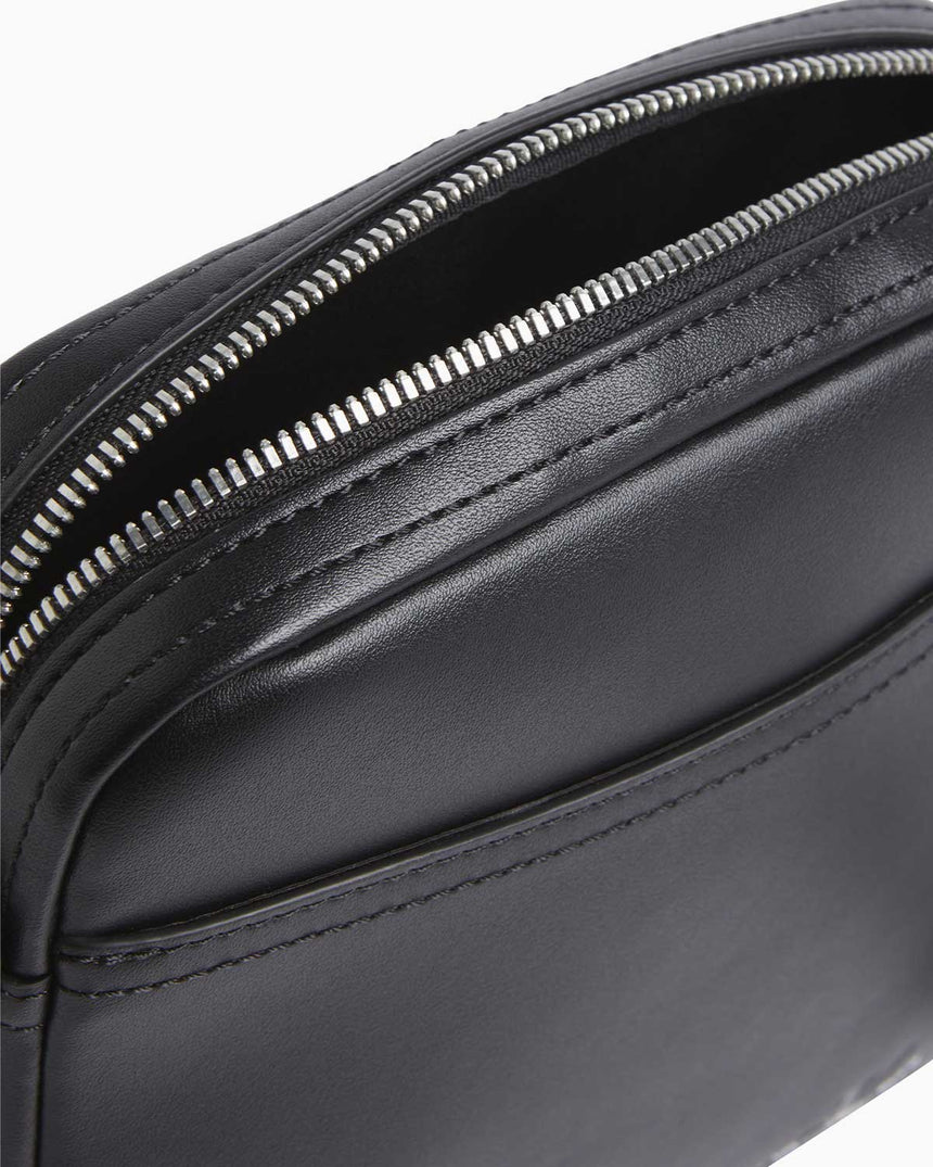 Calvin Klein Monogram Soft Reporter Çapraz Askılı Çanta Black