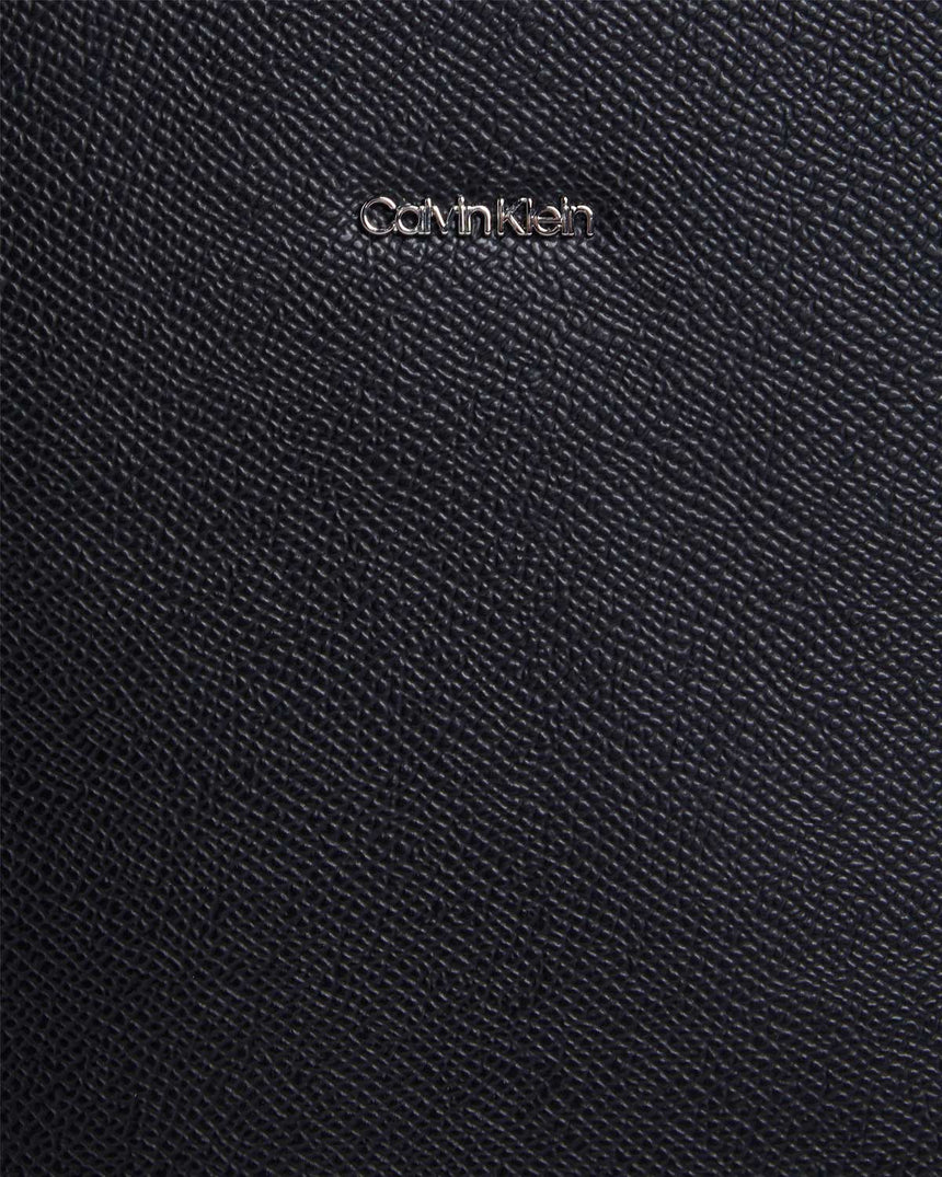 Calvin Klein Must Small Bucket El Çantası Pvh Black