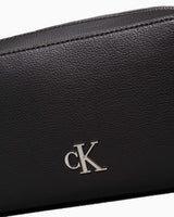 Calvin Klein Minimal Monogram Çapraz Askılı Çanta Black