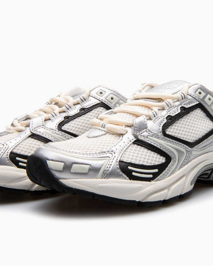 Tommy Jeans Archive Runner Sneaker Grey