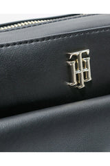 Tommy Hilfiger Th Seasonal Çapraz Askılı Kadın Çantası Black