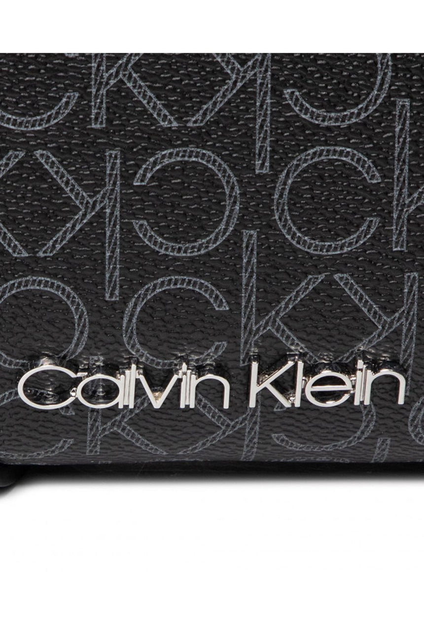Calvin Klein Mono Ew Çapraz Askılı Kadın Çantası Black Mono