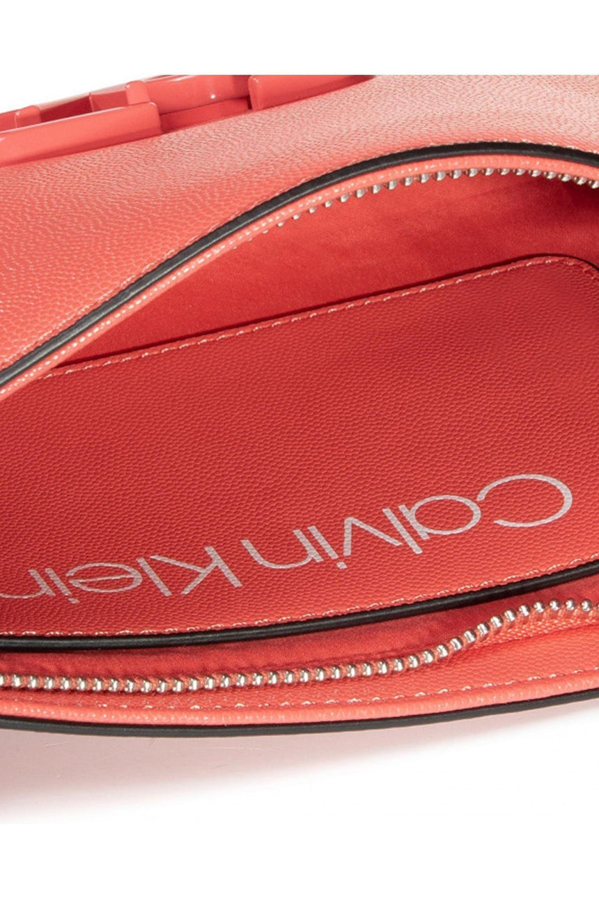 Calvin Klein Ck Signature Ew Çapraz Askılı Kadın Çantası Coral