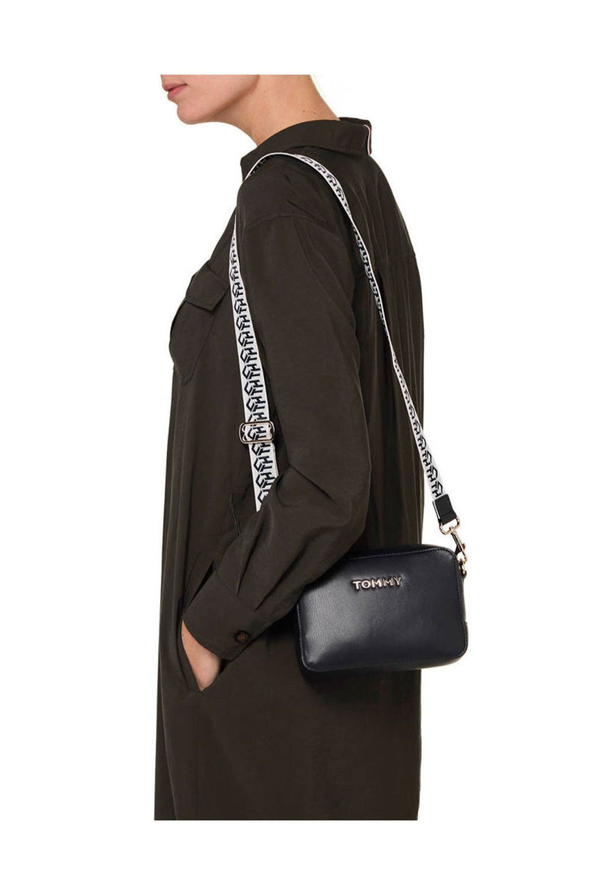 Tommy Hilfiger Iconic Camera Bag Çapraz Askılı Kadın Çantası Sky Captain