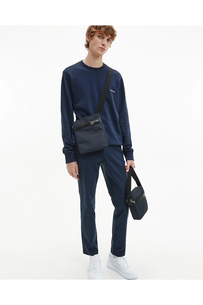 Calvin Klein Calvin ID Çapraz Askılı Erkek Çantası Ck Navy