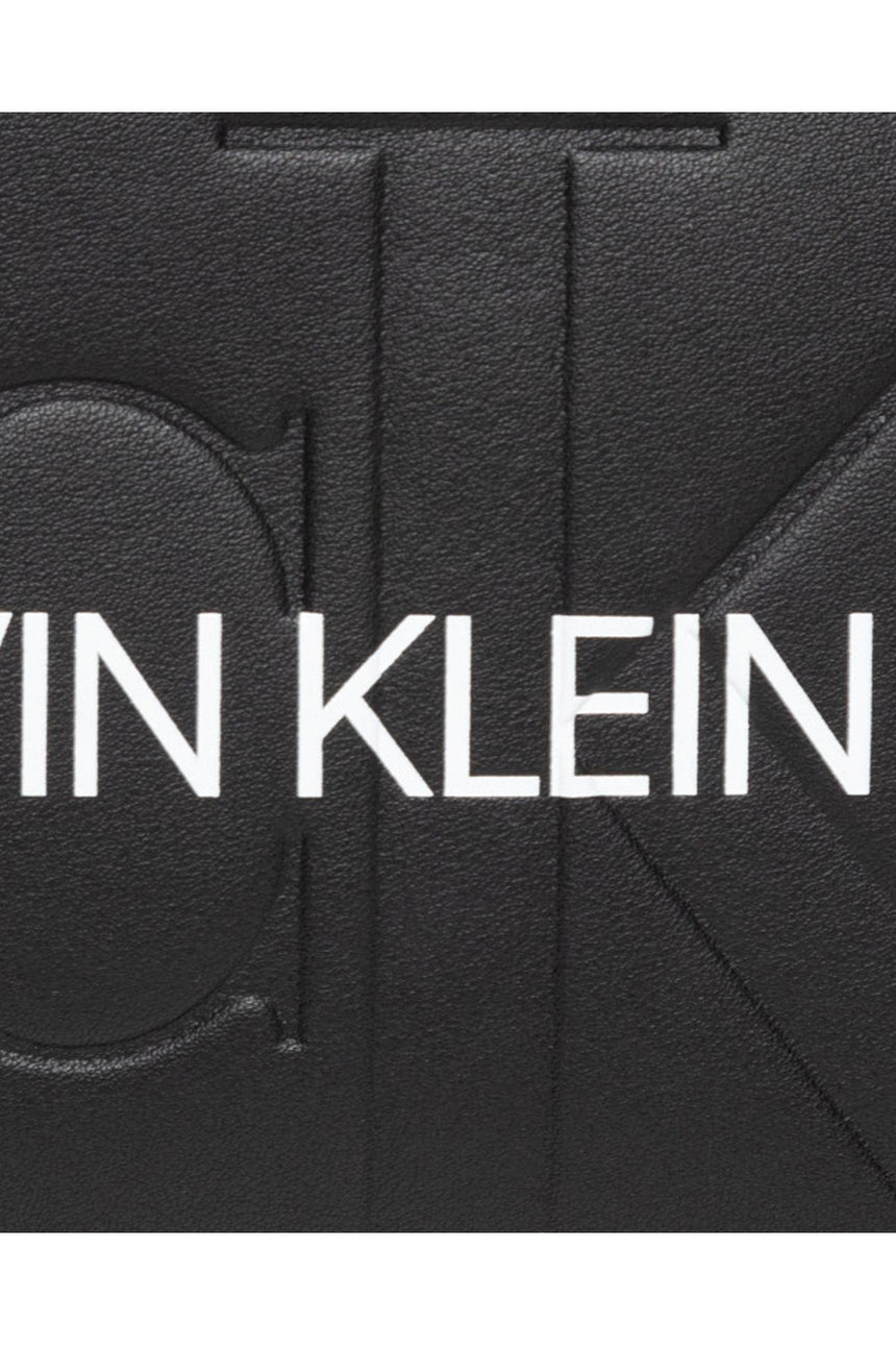 Calvin Klein Camera Pouch Çapraz Askılı Kadın Çantası Black