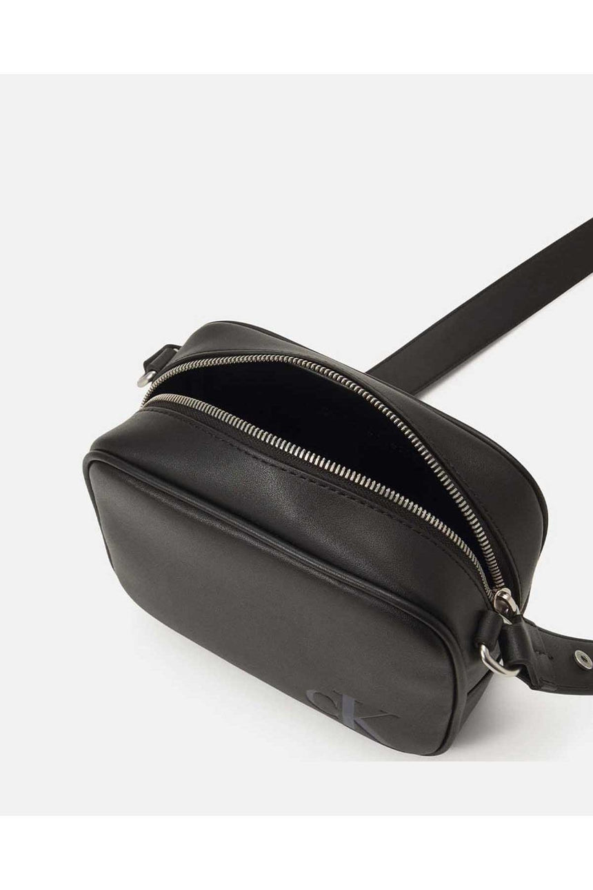 Calvin Klein Sculpted Çapraz Askılı Kadın Çantası Black