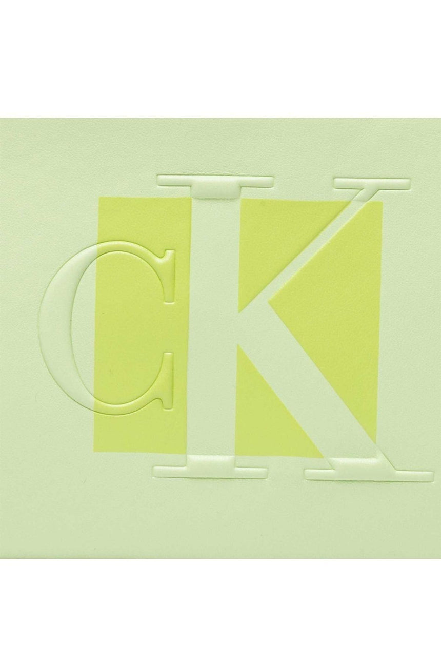 Calvin Klein Fermuarlı Zincir Askılı Kadın Omuz Çantası Exotic Mint