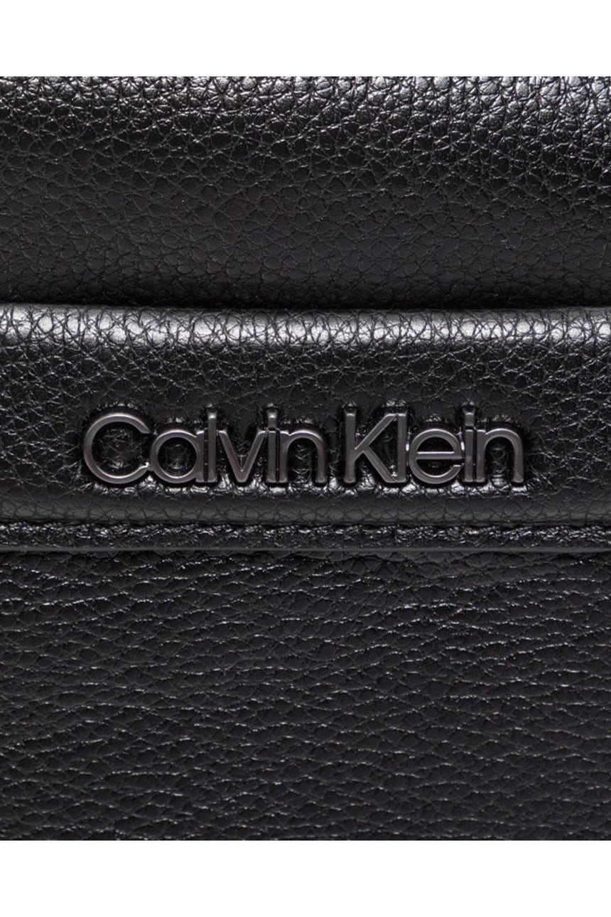 Calvin Klein Flat Pack Çapraz Askılı Erkek Çantası Black