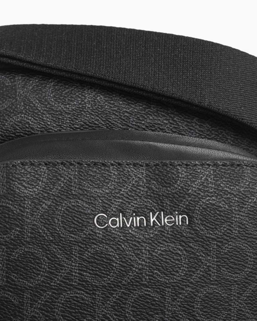 Calvin Klein Must Reporter Çapraz Askılı Çanta Black