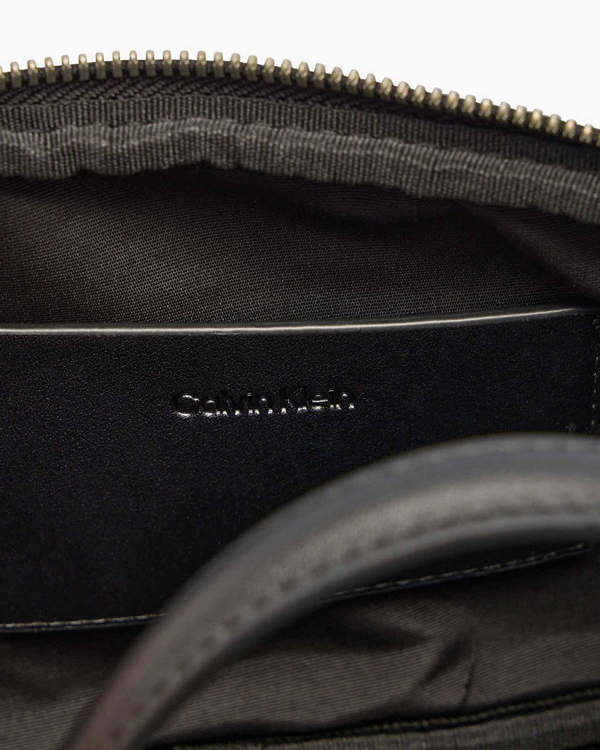 Calvin Klein Monogram Desenli Çapraz Askılı Kadın Camera Bag Black