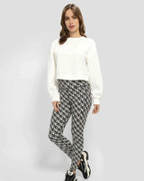 Guess Cindra Kabartma Logolu Sweatshirt