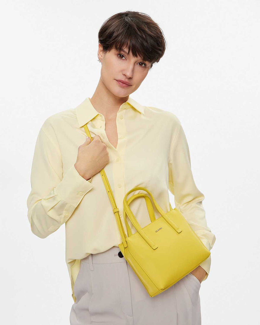 Calvin Klein Must Mini Tote El Çantası Acacia