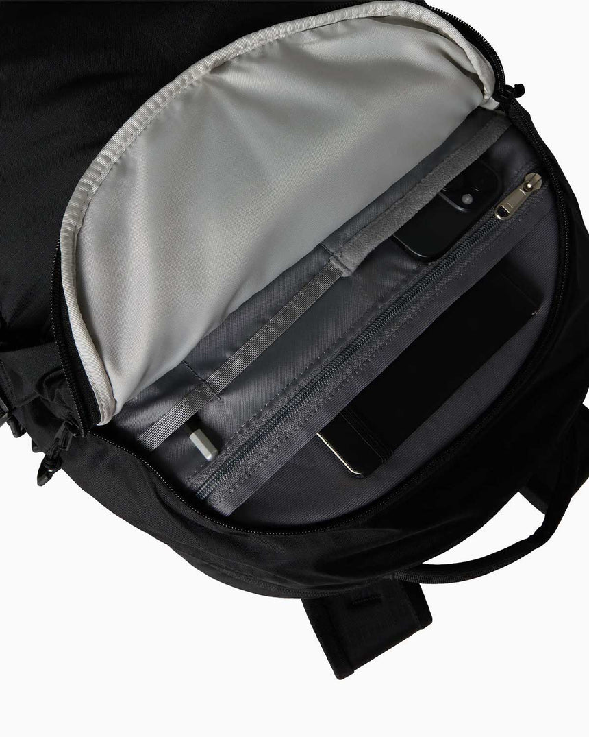 The North Face Router Unisex Sırt Çantası TNF Black-TNF Black-NPF