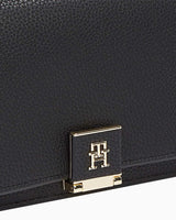 Tommy Hilfiger Heritage Flap Chain Çapraz Askılı Çanta Black