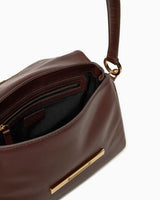 Tommy Hilfiger Plaque Kadın Deri Omuz Çantası Chocolate Brown