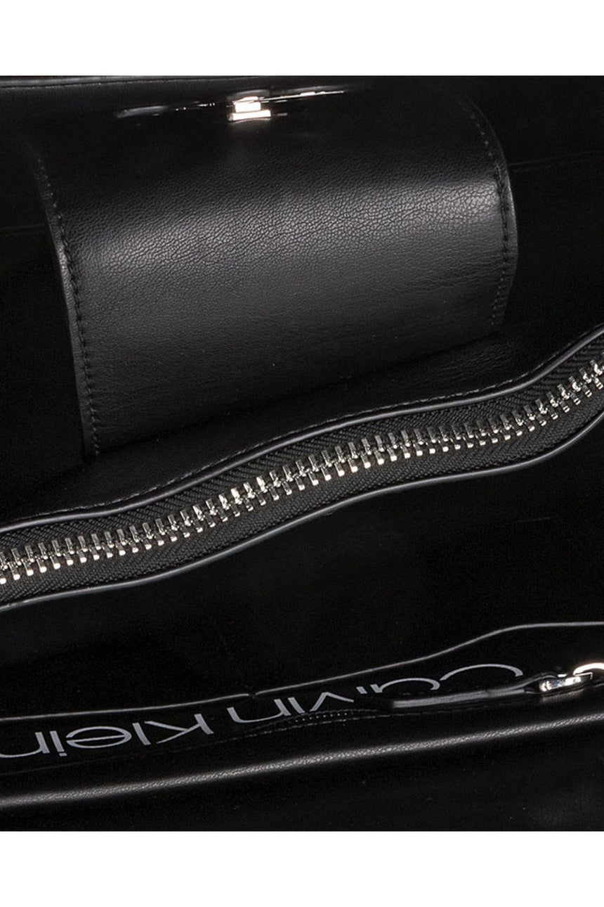 Calvin Klein Re-Lock Q Kadın Omuz Çantası Black