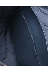 Calvin Klein Kadın Must Shopper Em Monogram Omuz Çantası Grey