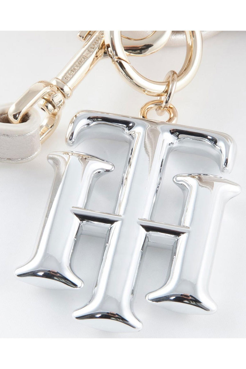 Tommy Hilfiger Chic Crossover Metallic Çapraz Askılı Kadın Çantası Silver