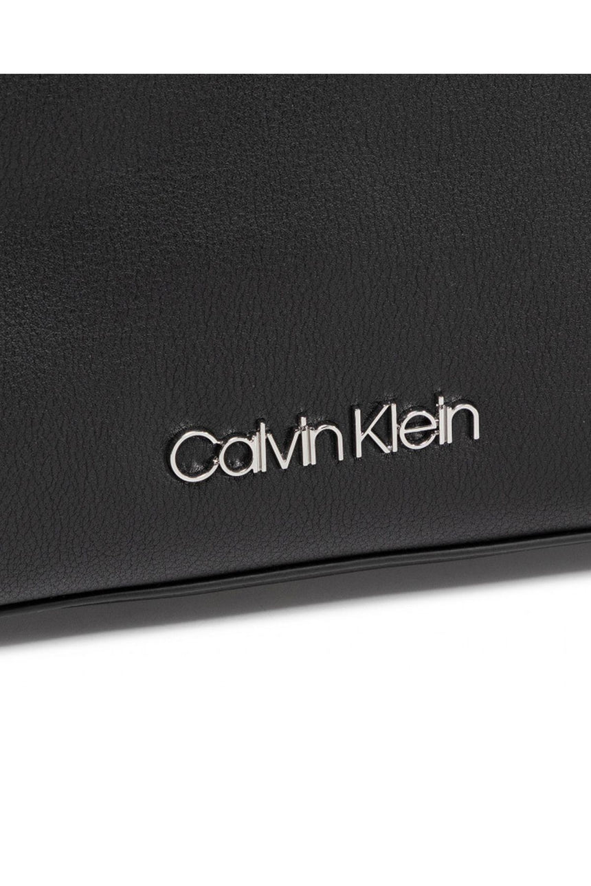 Calvin Klein Shopper Sm Kadın Omuz Çantası Black