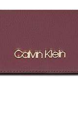Calvin Klein Camera Bag Çapraz Askılı Kadın Çantası Wine