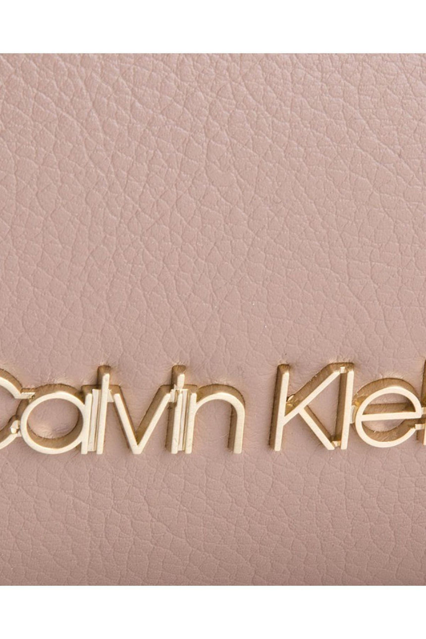 Calvin Klein Frame Ew Çapraz Askılı Kadın Çantası Tobacco