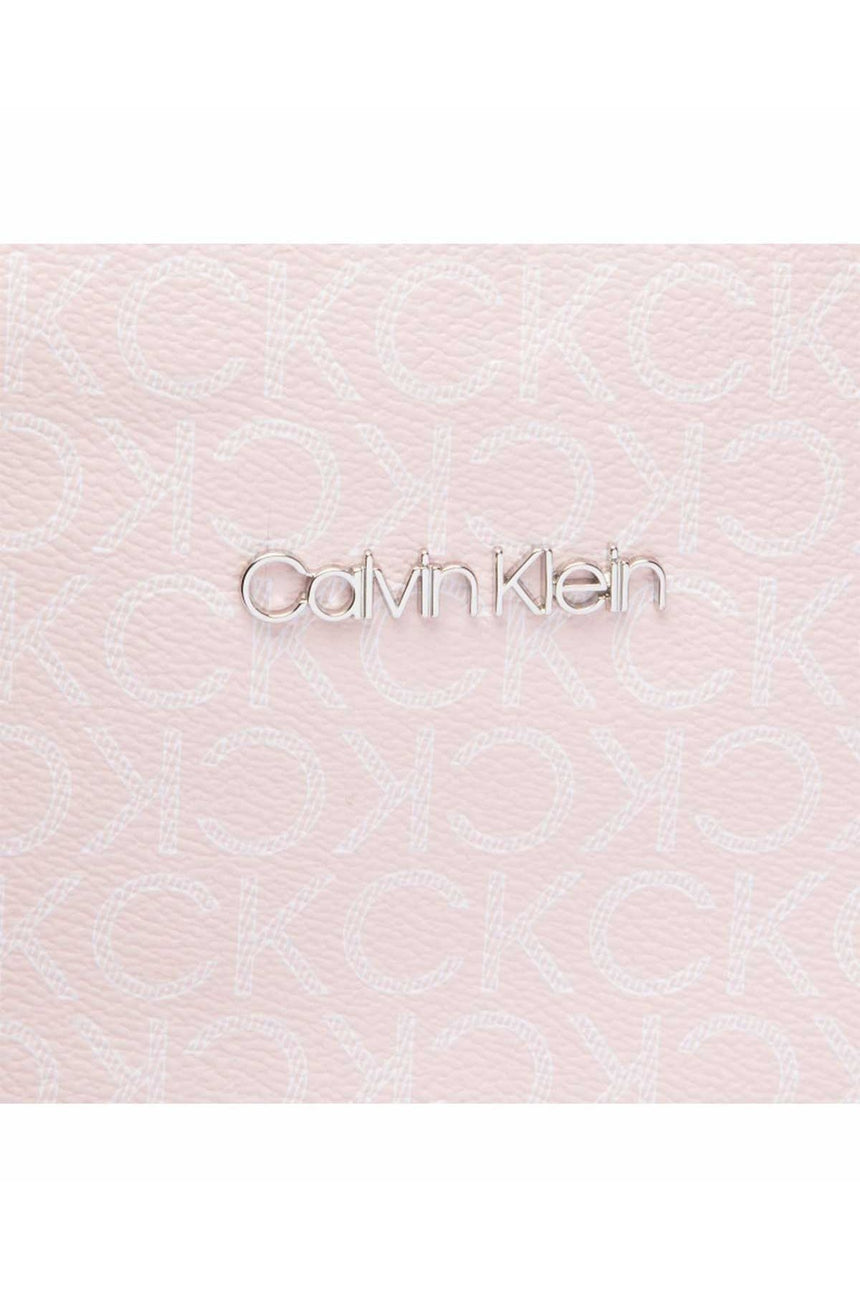 Calvin Klein Ck Monogram Baskılı Fermuarlı Kadın Sırt Çantası Spring Rose Mono