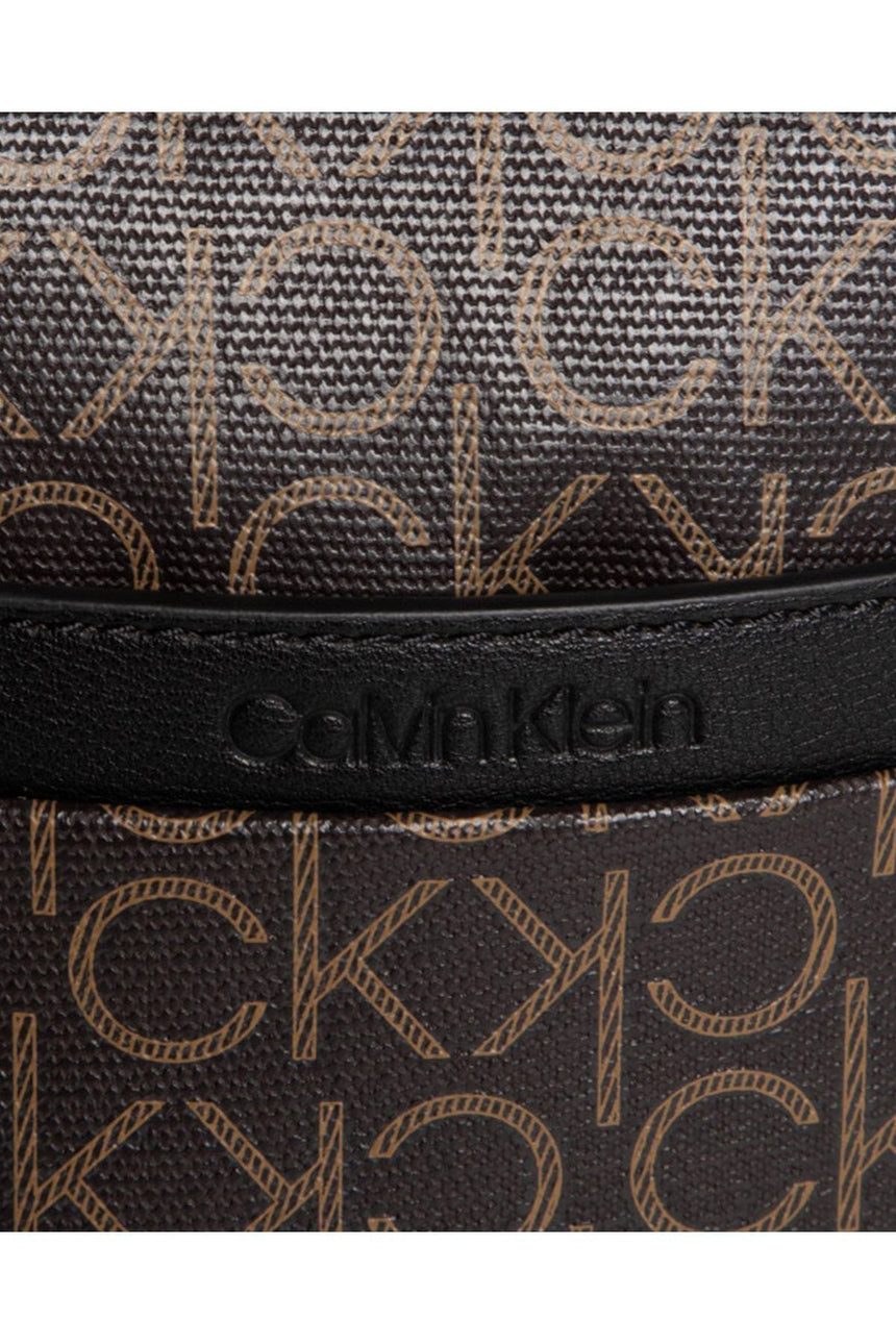 Calvin Klein Reporter W/Pckt S Çapraz Askılı Erkek Çantası Brown Mono