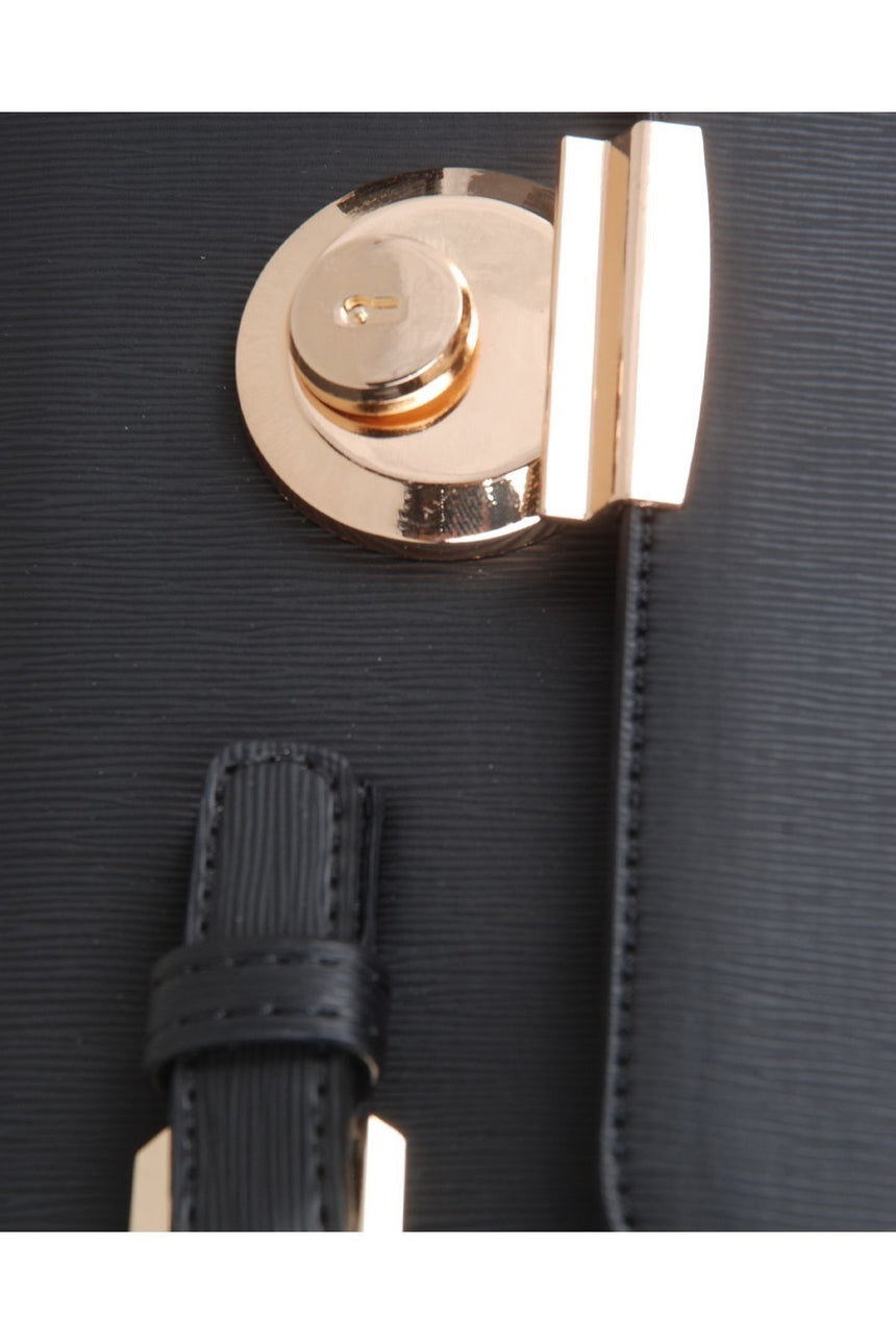 Axpe Çapraz Askılı Kadın Çantası Siyah