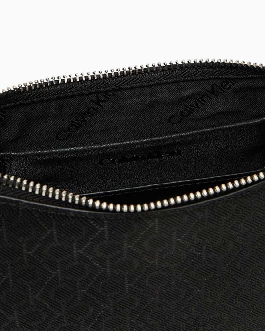 Calvin Klein Must Çıkarılabilir Ayarlanabilir Çapraz Askılı Çanta Black