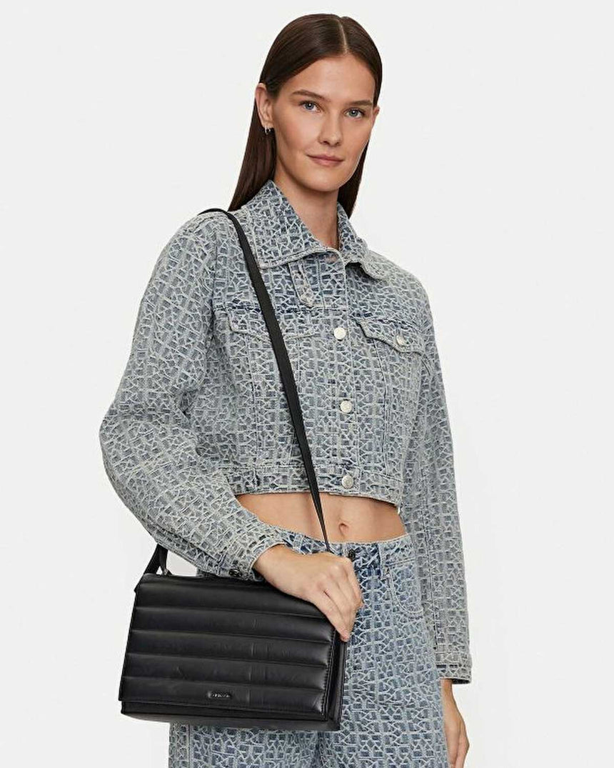 Calvin Klein Line Ouilt Çapraz Askılı Çanta CK Black
