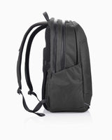 XD Design Bobby Explore 17 Inc Uyumlu Suya Dayanıklı Usb Şarj Girişli Hırsızlık Önleyici Sırt Çantası Black