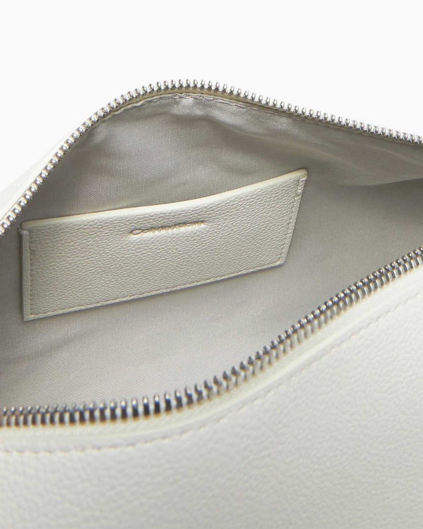 Calvin Klein Ultralight Shoulder Bag Omuz Çantası Lily White