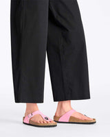 Birkenstock Gizeh Patent Parmak Arası Terlik Candy Pink/Black