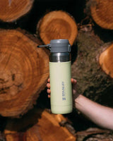 Stanley Quick Flip Serisi 0.70L Kilit Mekanizmalı Su Termosu Citron